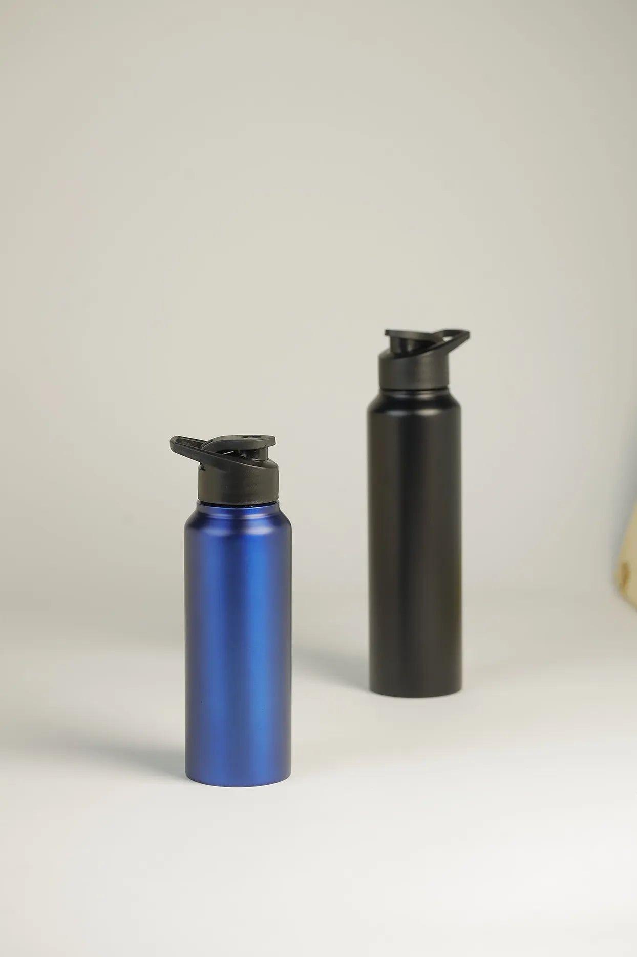 Premium Custom Hydration Bottle - Personalized Print | PallyWear