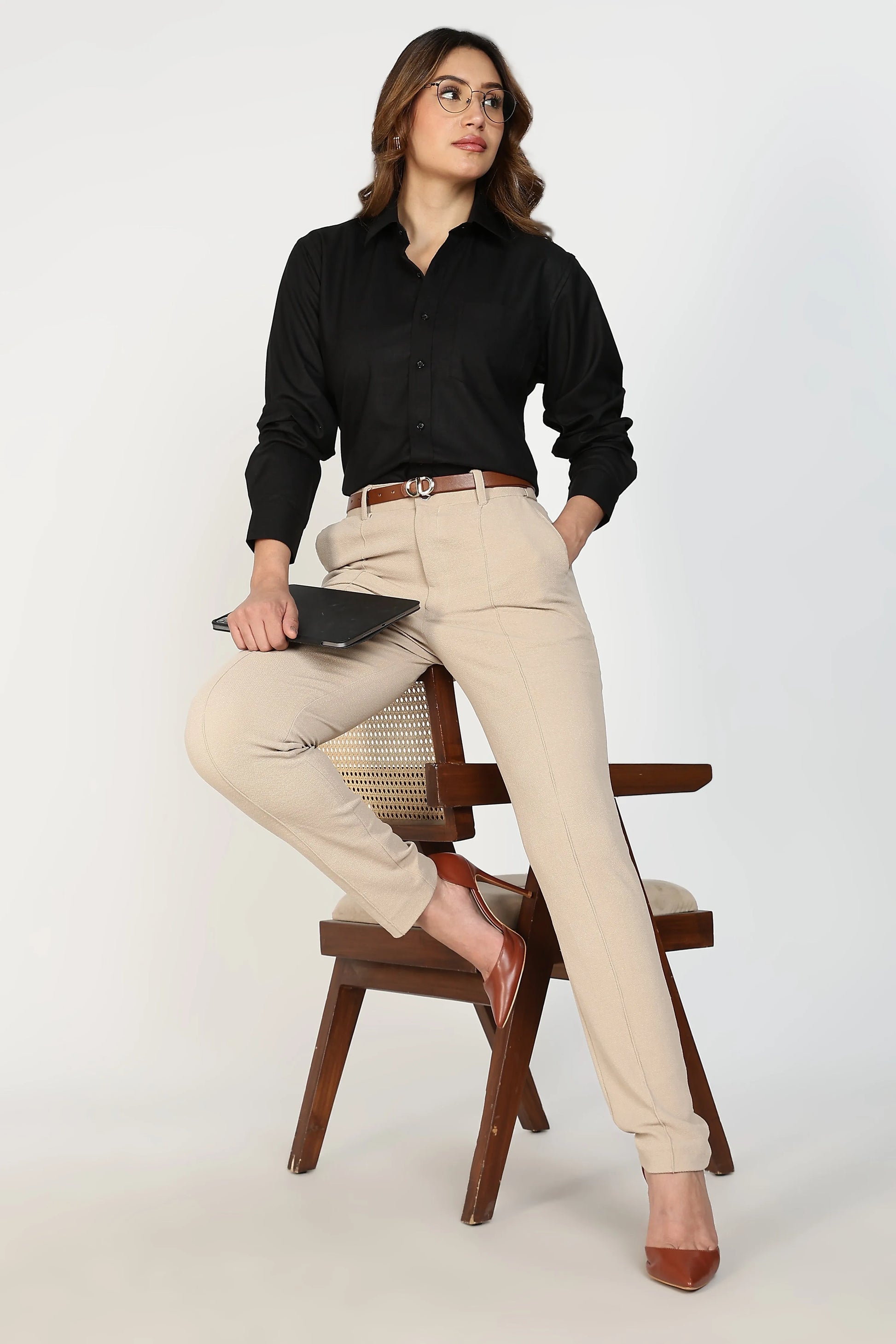 Women’s Premium Cotton Shirt - Black | PallyWear